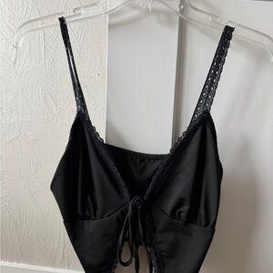 SHEIN Black Lace-Trim Tie-Front Crop Cami